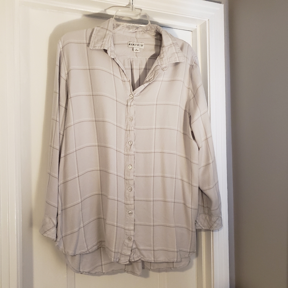 Light grey and white button down top